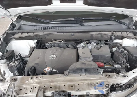 2019 Toyota Highlander Xle z USA, uszkodzony, nr VIN 5TDKZRFH0KS566014